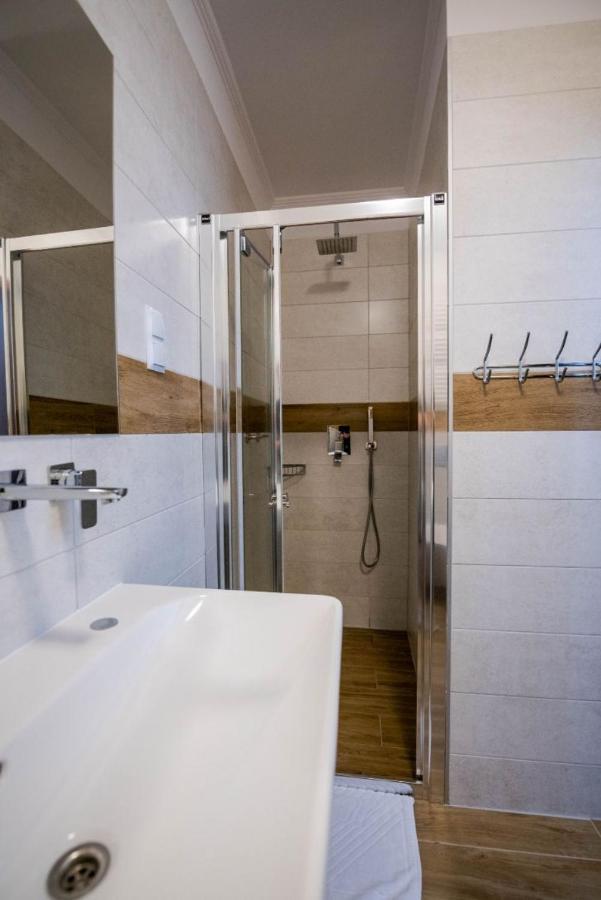 Hotel Palacowa Narol Zewnętrze zdjęcie