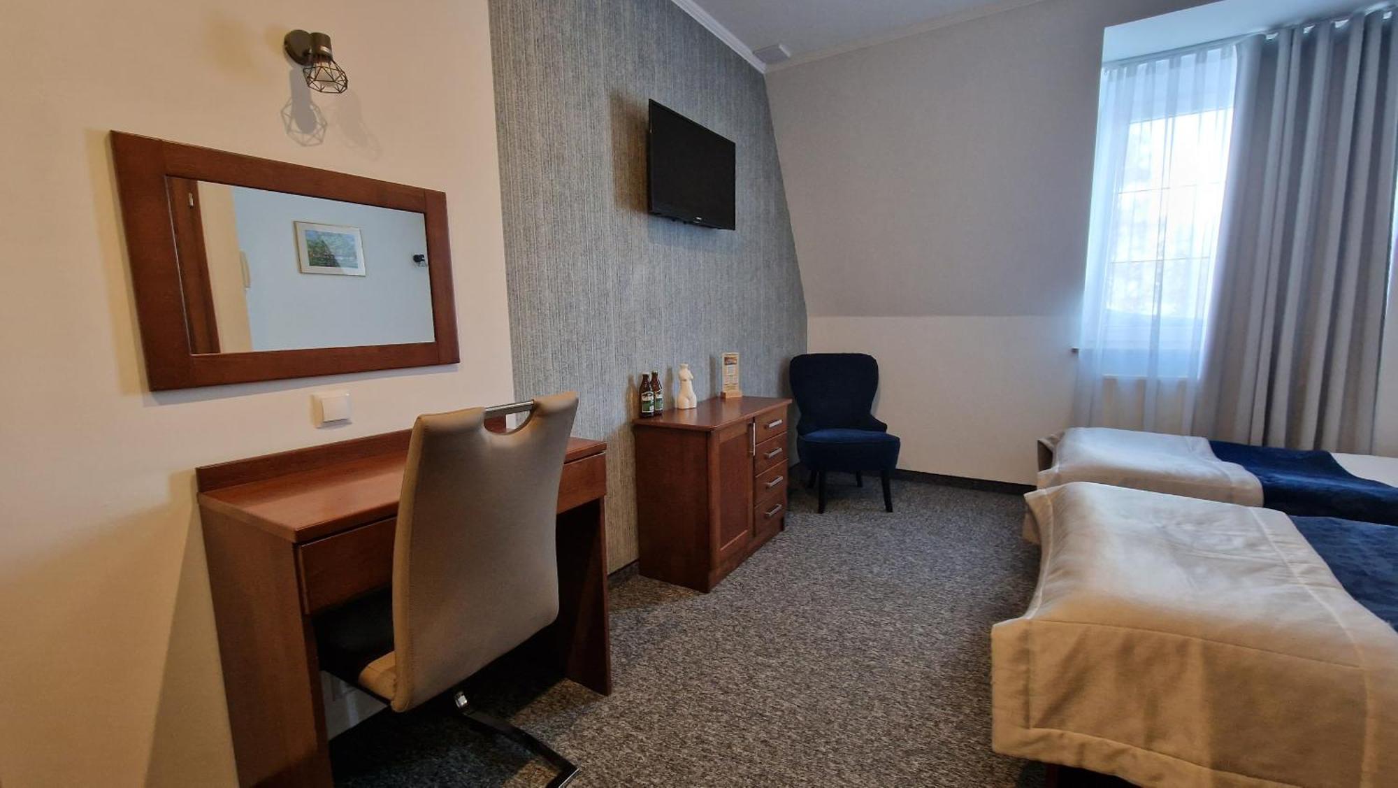 Hotel Palacowa Narol Zewnętrze zdjęcie